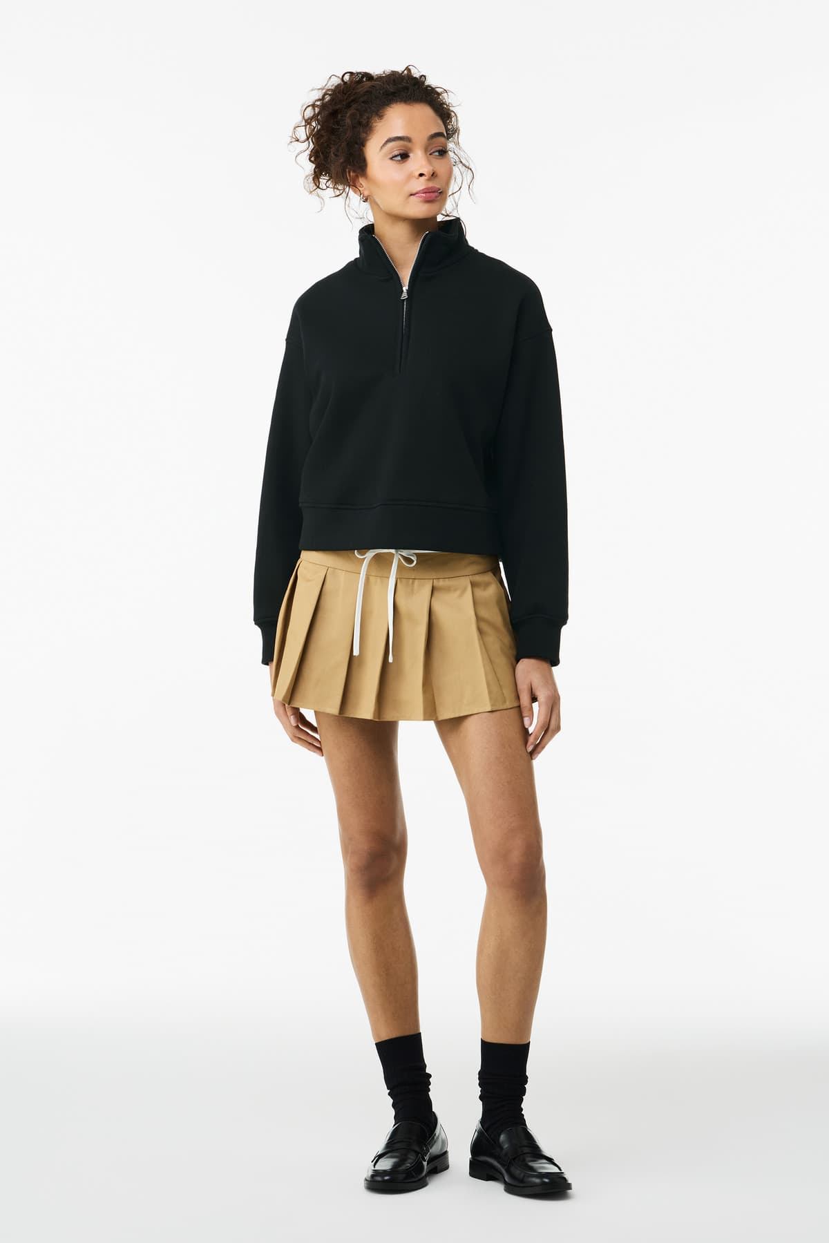 Bella + Canvas BC4540 in Black